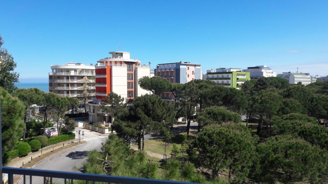 Hotel Sayonara Milano Marittima Exterior foto